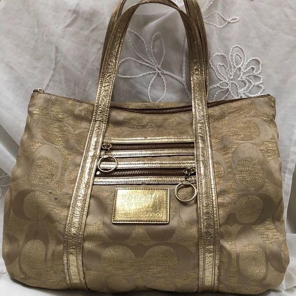 Coach Gold Poppy shoulder bag - Picture 4 of 9